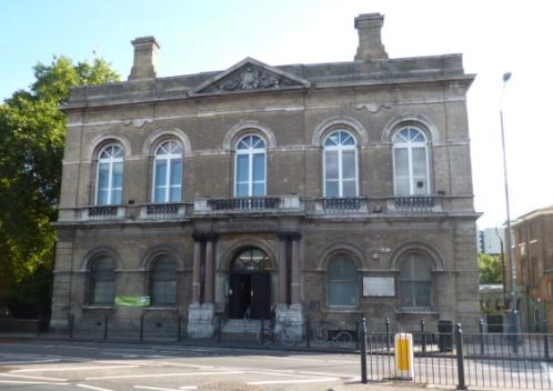 Limehouse Town Hall, Commercial Road