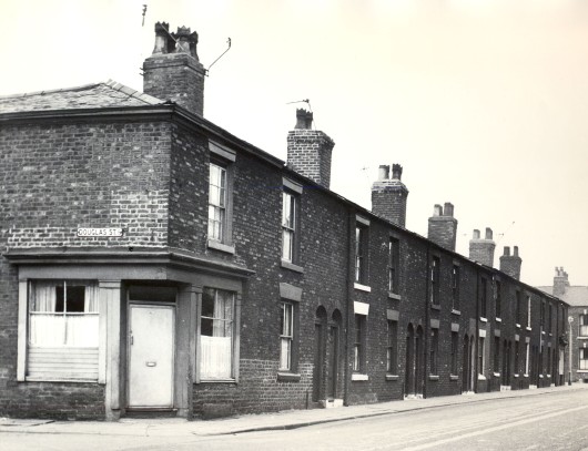 wgc4-4-3-hop-on-corner-of-florin-street-and-douglas-street-pendleton-1960s