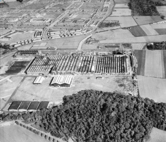 Dunlop Rubber Co Works and Environs, Speke, 1952 EAW047310 (c) Historic England Britain from Above